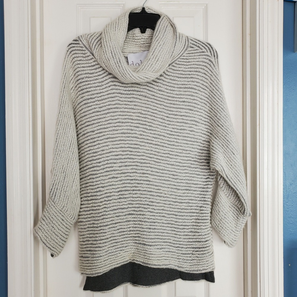 Anthropologie Dolan Gray Mohair Blend Cowl Neck Dolman‎ Sleeve Sweater Small